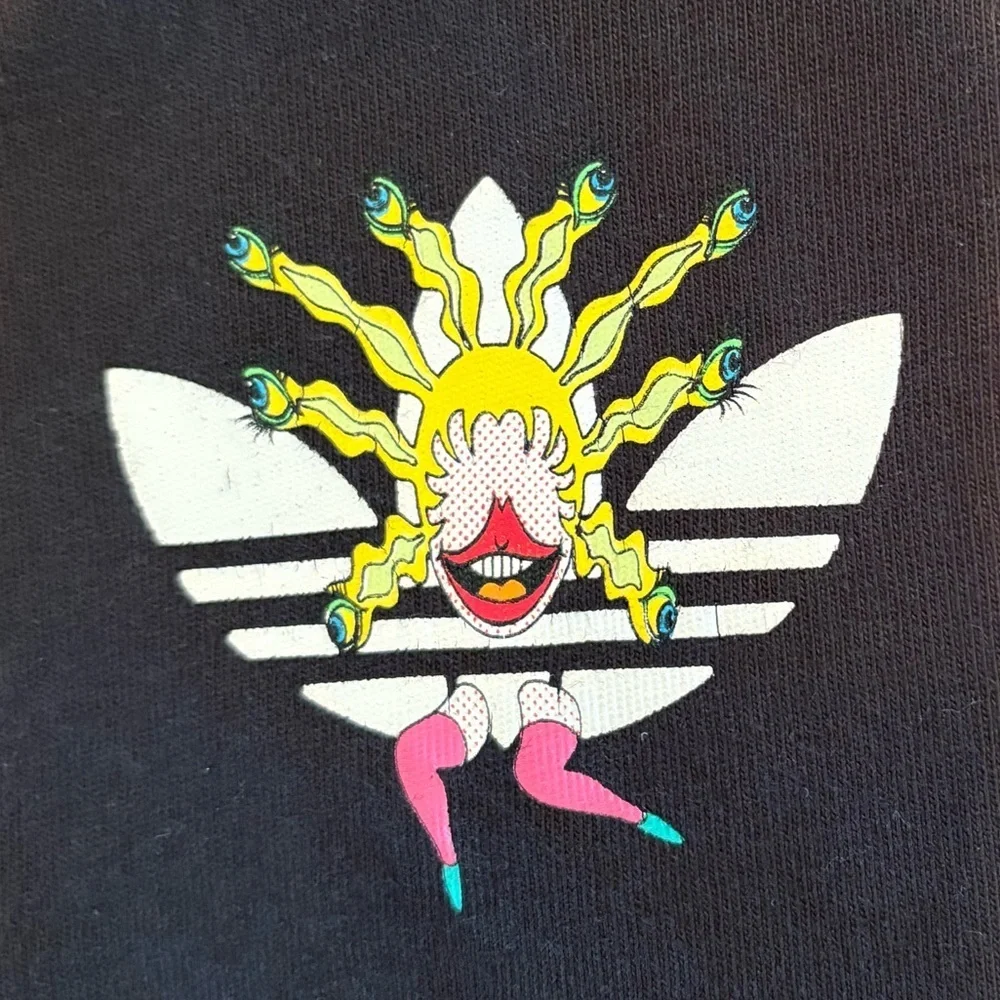 Adidas Tanaami Cali Te Short Sleeve Tee, Vintage, Mens or Unisex Size Small